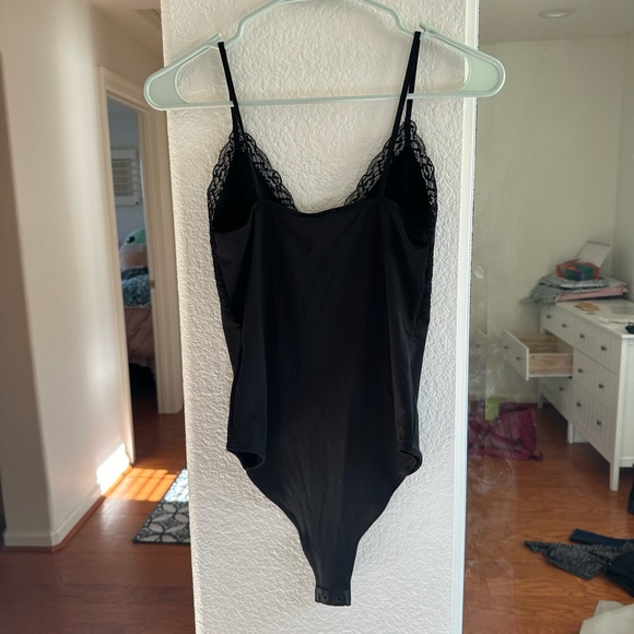 Black lace bodysuit from Zara NWT - Picture 3 of 3